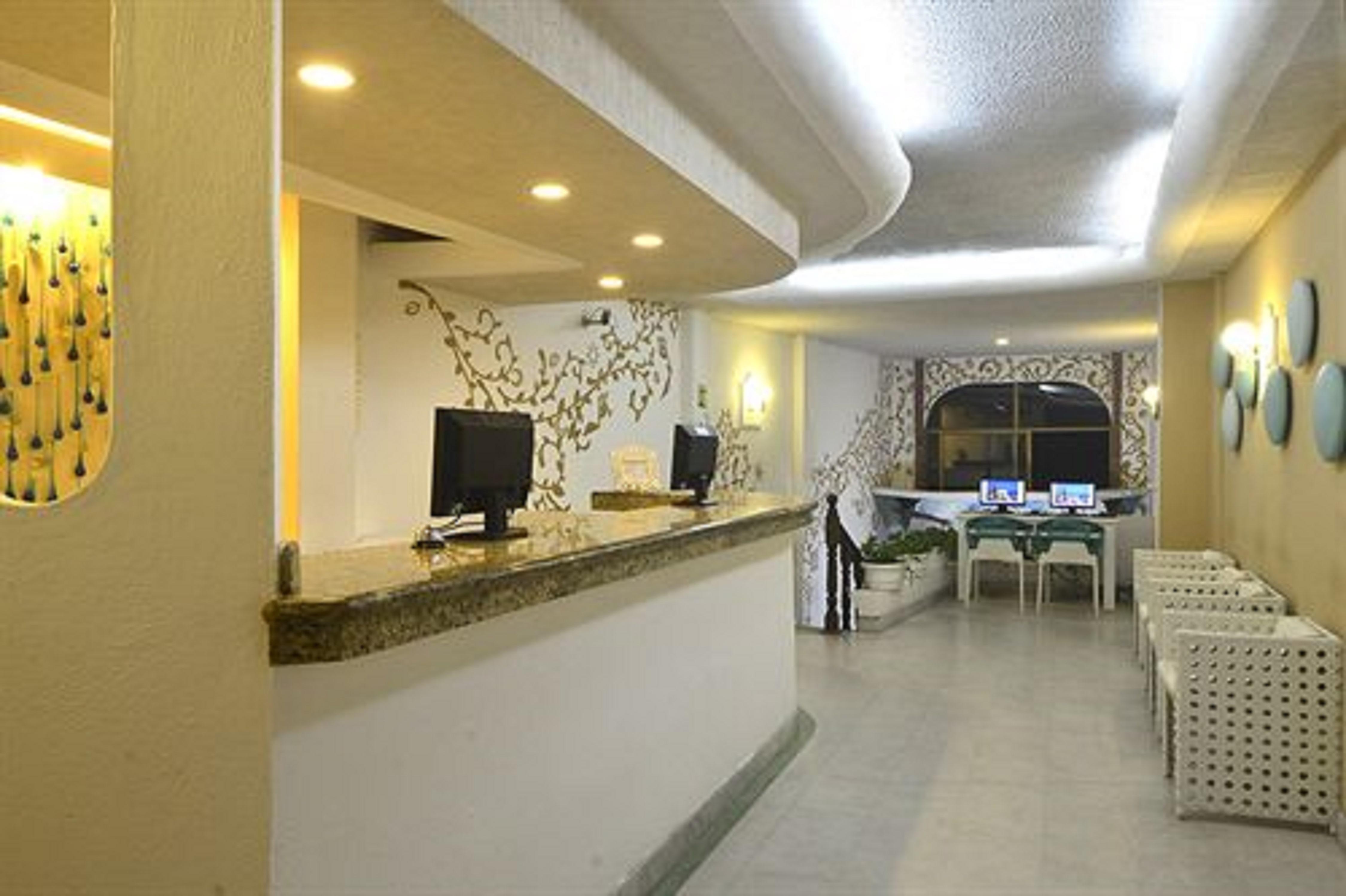 Emperador Vallarta Beachfront Hotel And Suites Puerto Vallarta Exterior photo